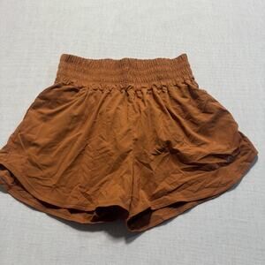 Nike One Women's Dri-Fit Ultra High-Waisted Brief Lined Shorts Sz L Brown